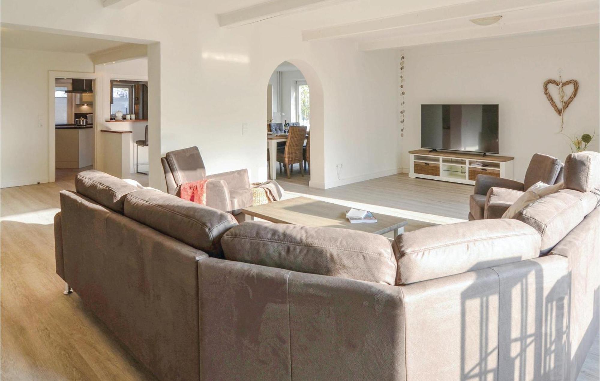 5 Bedroom Beautiful Home In Ockholm Exterior foto